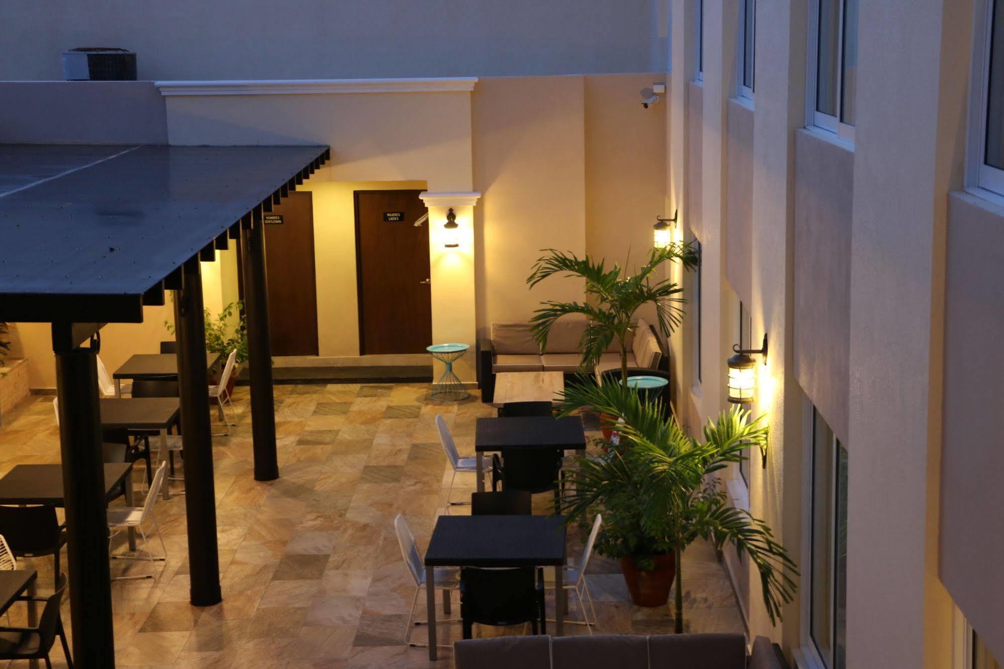 Gamma Mazatlan The Inn At Centro Historico Екстериор снимка